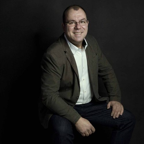 business_2522-qqta3h56mf45zo77dg5nzi6v7blexzxde566rf17rc People